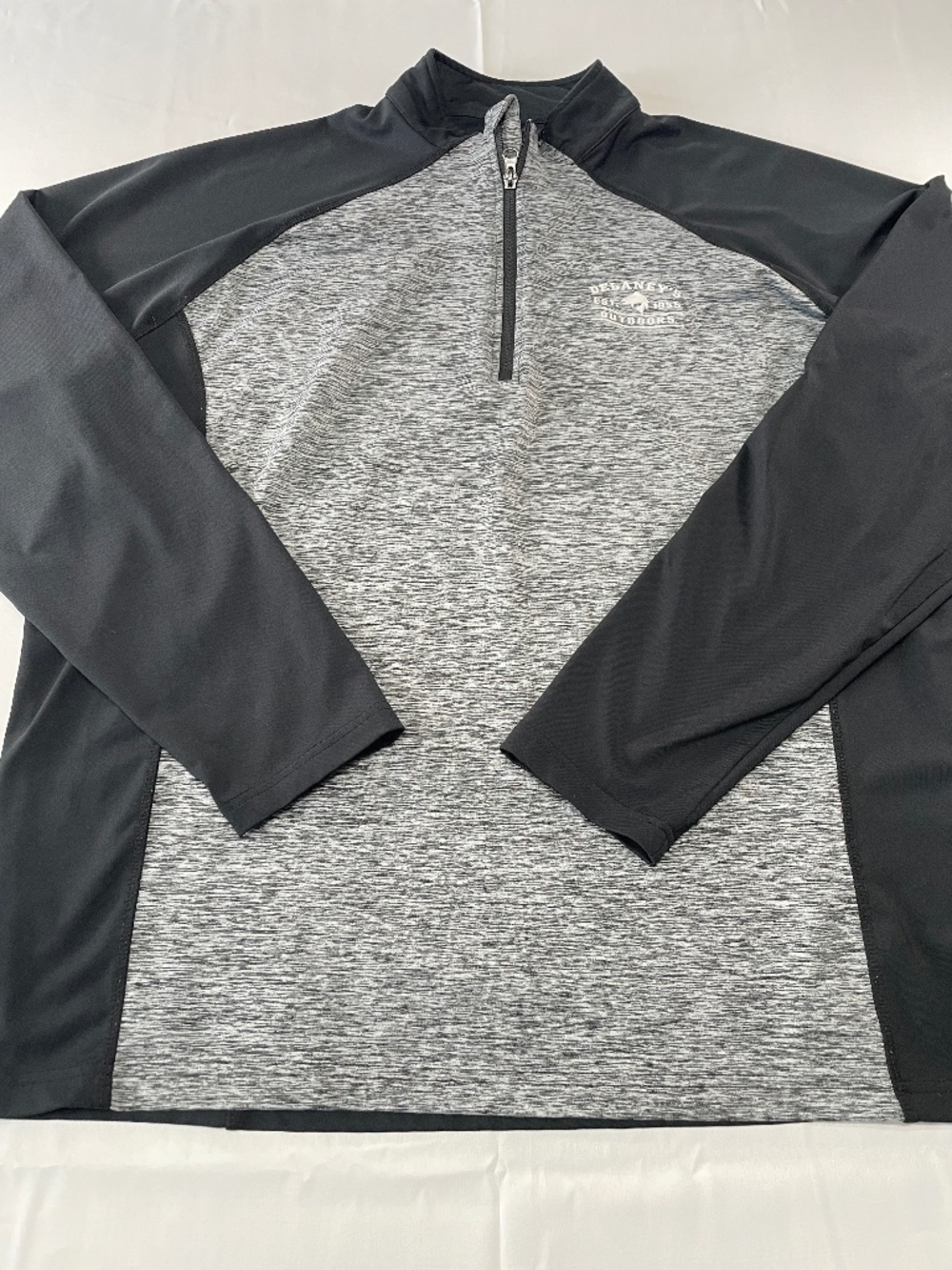 Delaney’s Outdoors Quarter Zip Golf Pullover Gray Black Sweatshirt - Size XL